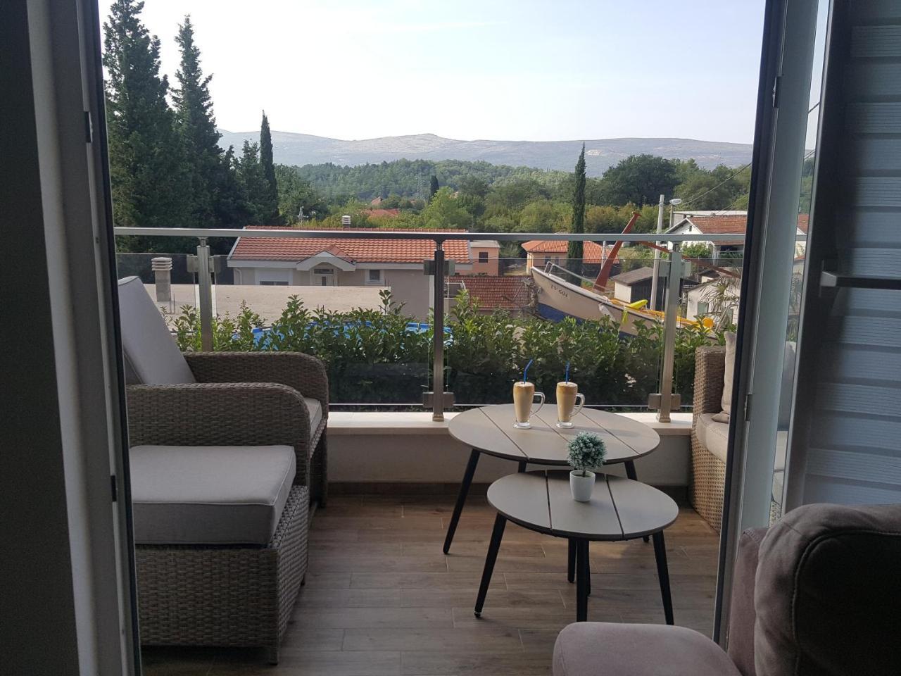 Apartments Sunny Hill Tivat Exterior foto